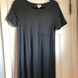 Small charcoal gray ribbed Carly